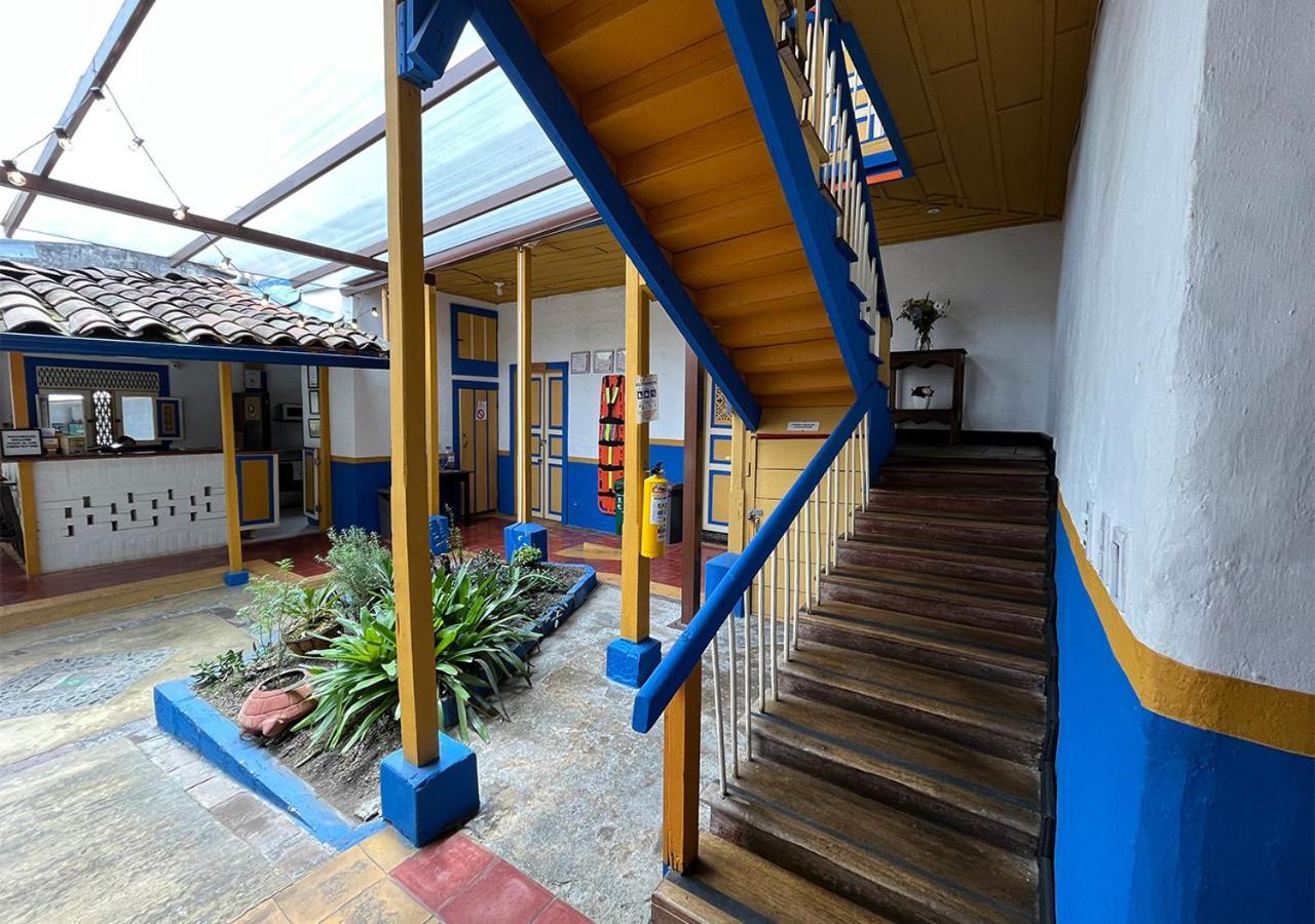 Hostal Ciudad De Segorbe سالنتو المظهر الخارجي الصورة