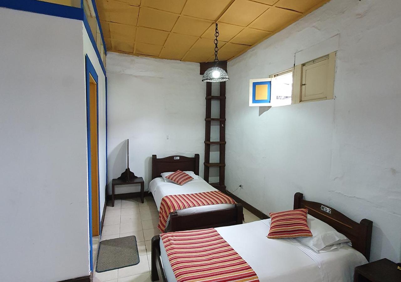 Hostal Ciudad De Segorbe سالنتو المظهر الخارجي الصورة