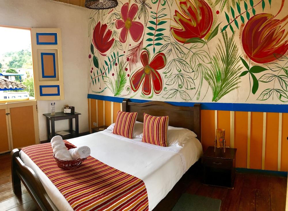 Hostal Ciudad De Segorbe سالنتو المظهر الخارجي الصورة
