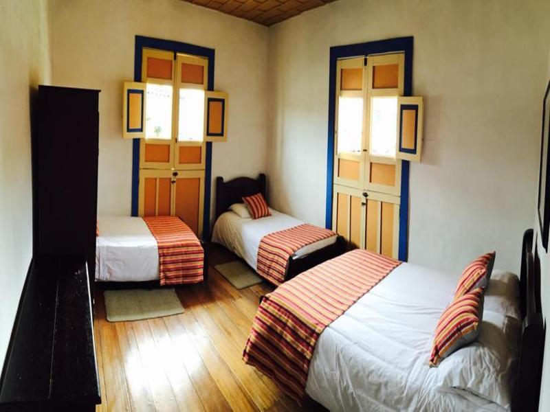 Hostal Ciudad De Segorbe سالنتو المظهر الخارجي الصورة