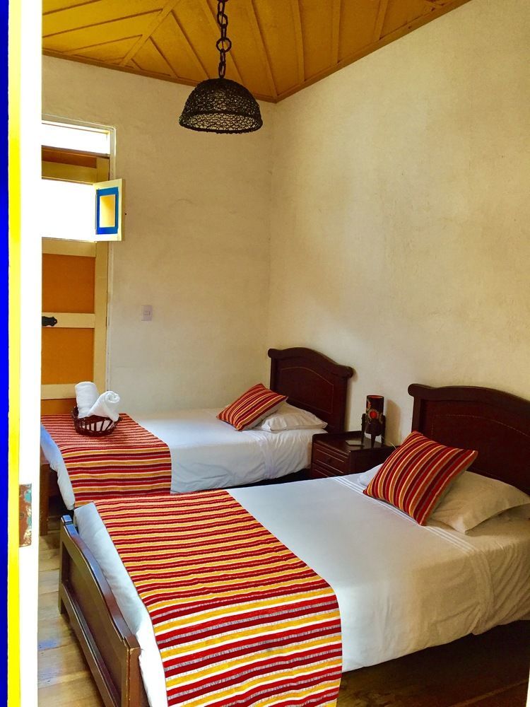 Hostal Ciudad De Segorbe سالنتو المظهر الخارجي الصورة