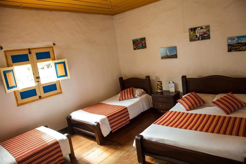 Hostal Ciudad De Segorbe سالنتو المظهر الخارجي الصورة